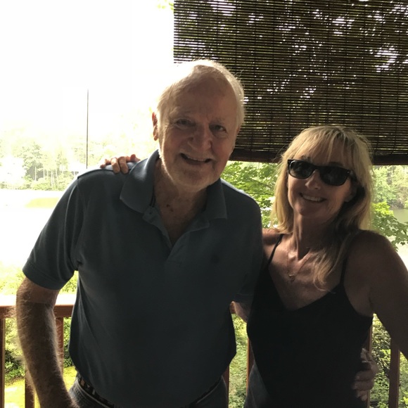 Meet your Posher, Jennifer - Picture 7 of 11